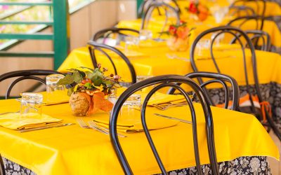 How to remove creases from PVC tablecloth